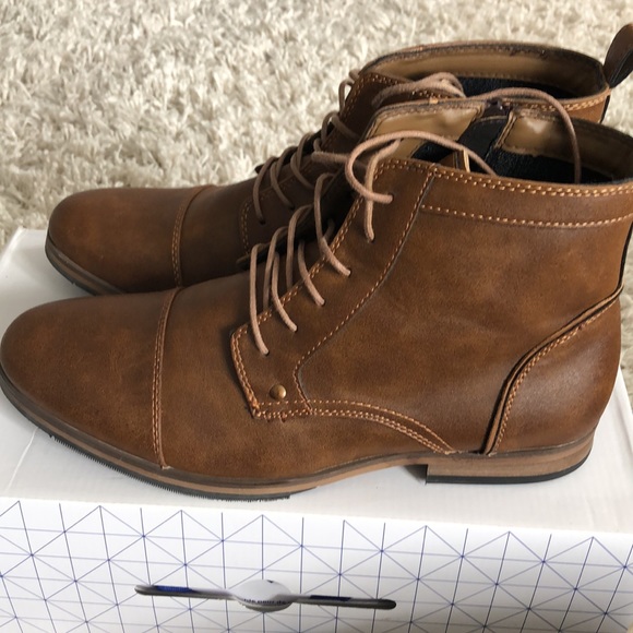 almost new brown call it spring boots worn 3 times.  In perfect condition. - Picture 4 of 11